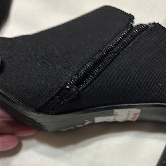 Ann Marino Black Heels with Open-Toe Design - Picture 8 of 9